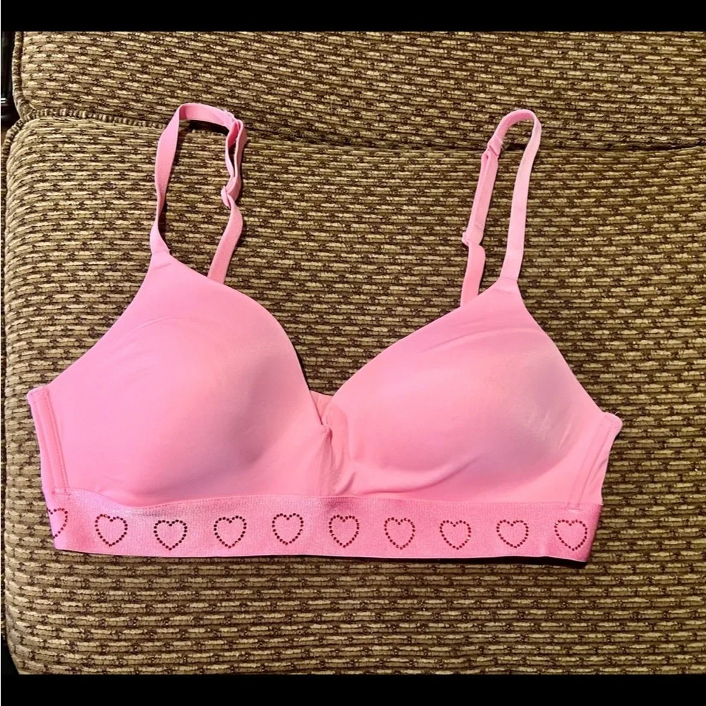 Pink heart t shirt bra